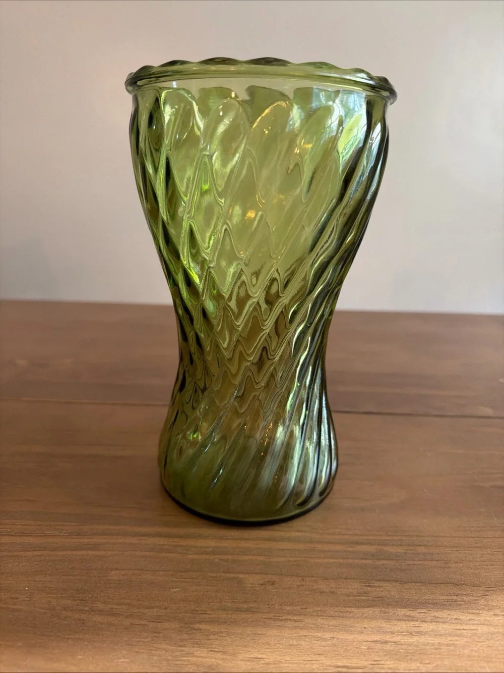 New vintage Green Swirl Glass Vase - Brand Unknown